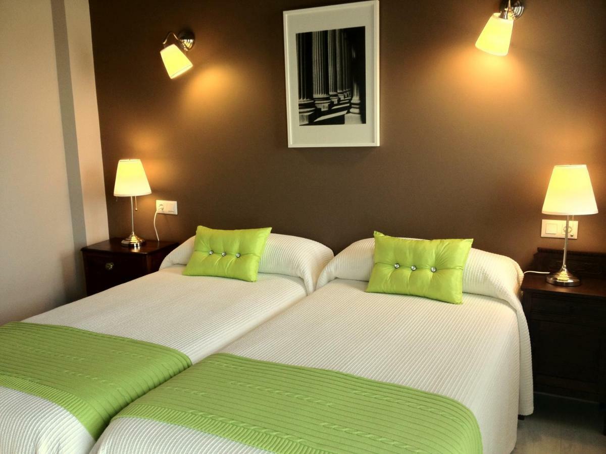 Apartamentos El Hospital De Villahormes מראה חיצוני תמונה