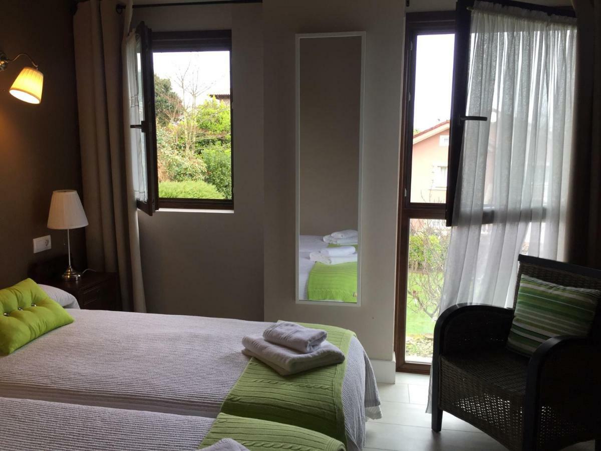 Apartamentos El Hospital De Villahormes מראה חיצוני תמונה